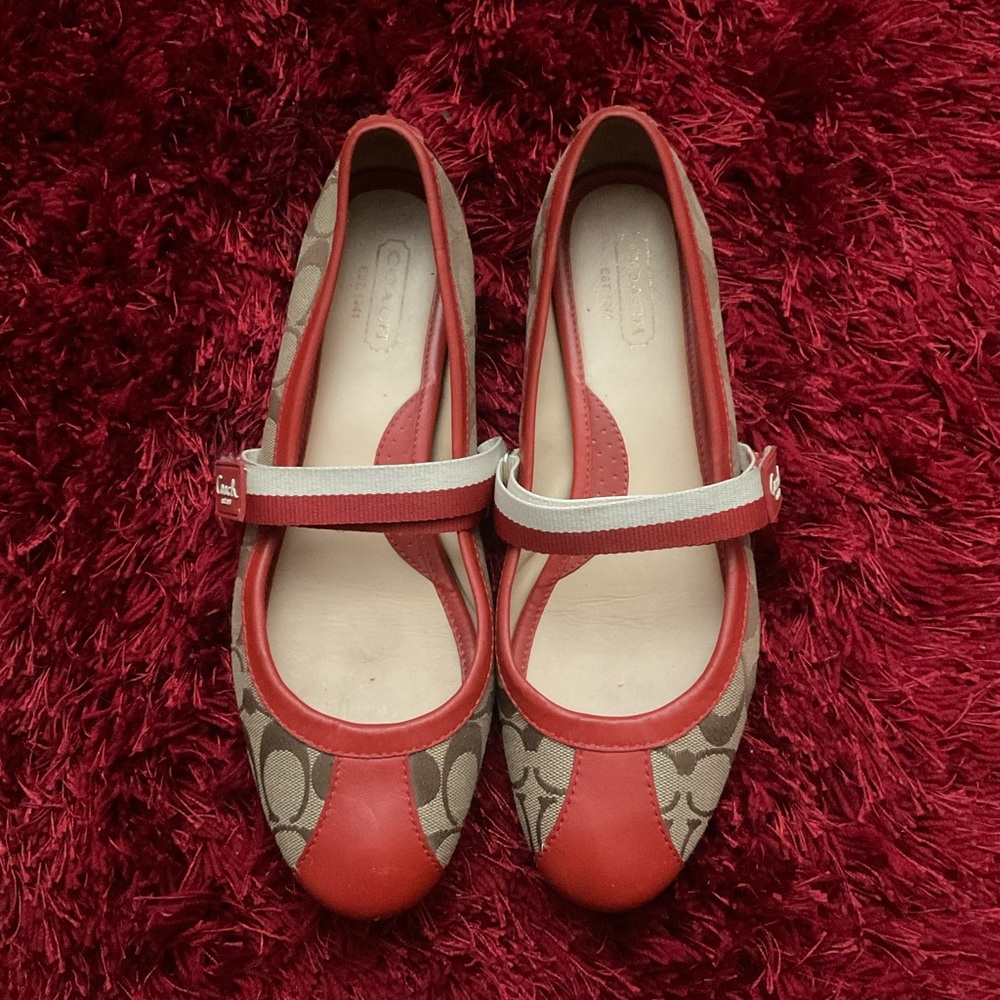 Coach Flats